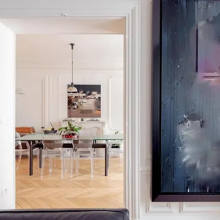 Beautiful 4 Bedrooms Flat By Champs Elysees Parigi