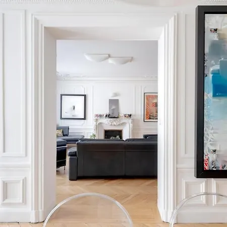 Beautiful 4 Bedrooms Flat By Champs Elysees Appartamento