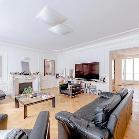 Appartamento Beautiful 4 Bedrooms Flat By Champs Elysees