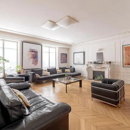 Apartment Beautiful 4 Bedrooms Flat By Champs Elysees