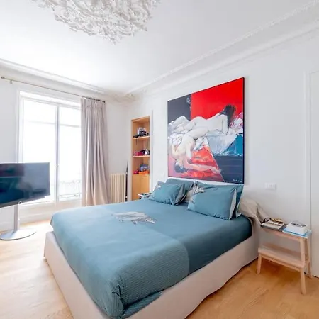 Beautiful 4 Bedrooms Flat By Champs Elysees *